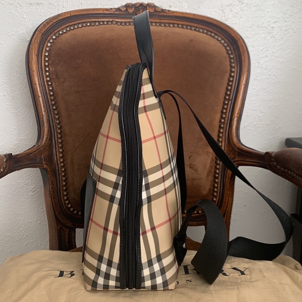 Vintage Burberry Backpack and wallet - Picture 3 of 11